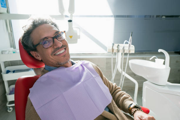 Best Tooth Extraction  in Jourdanton, TX